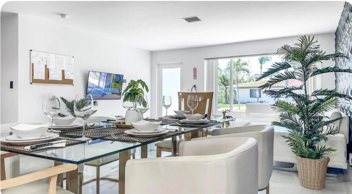 Amazing Home W Heated Pool 8 Mins To The Beach Lighthouse Point Exterior photo