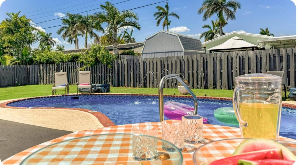 Amazing Home W Heated Pool 8 Mins To The Beach Lighthouse Point Exterior photo