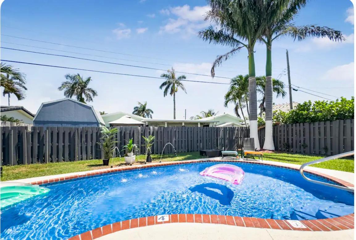 Amazing Home W Heated Pool 8 Mins To The Beach Lighthouse Point Exterior photo