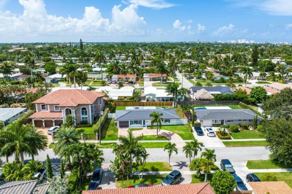 Amazing Home W Heated Pool 8 Mins To The Beach Lighthouse Point Exterior photo