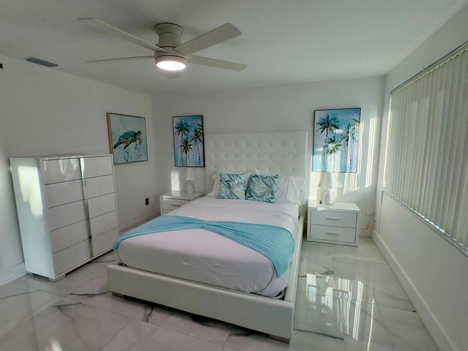 Amazing Home W Heated Pool 8 Mins To The Beach Lighthouse Point Exterior photo